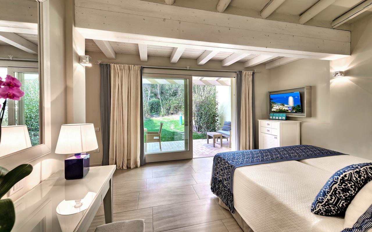 Forte Village Resort - Bouganville Santa Margherita di Pula Eksteriør billede